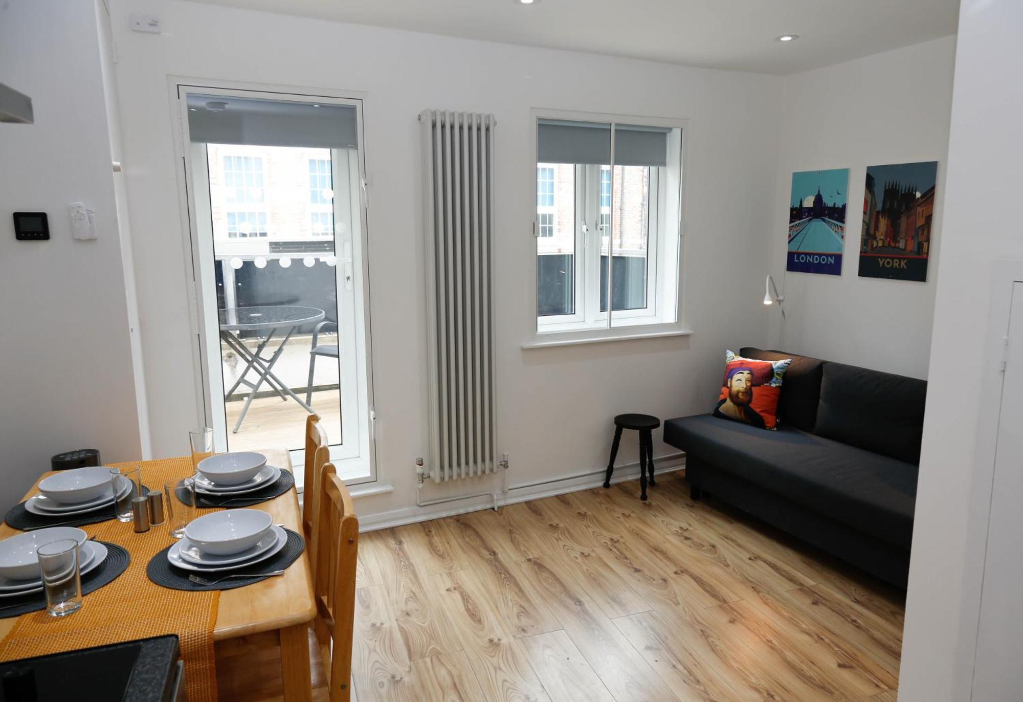 New Luxury Apartments In Central London Next To Shops, Cafes, Bars & Metro Екстер'єр фото