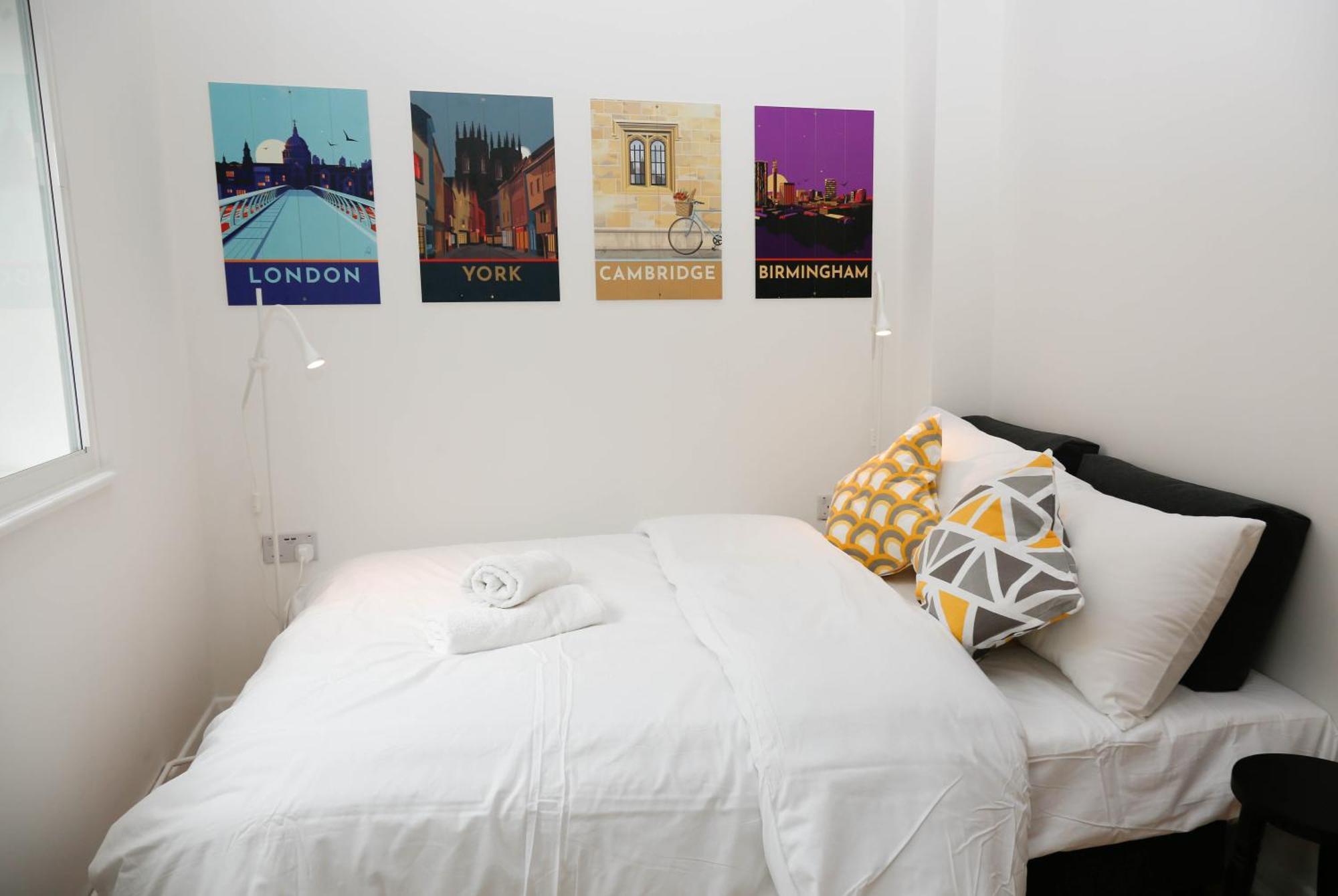 New Luxury Apartments In Central London Next To Shops, Cafes, Bars & Metro Екстер'єр фото