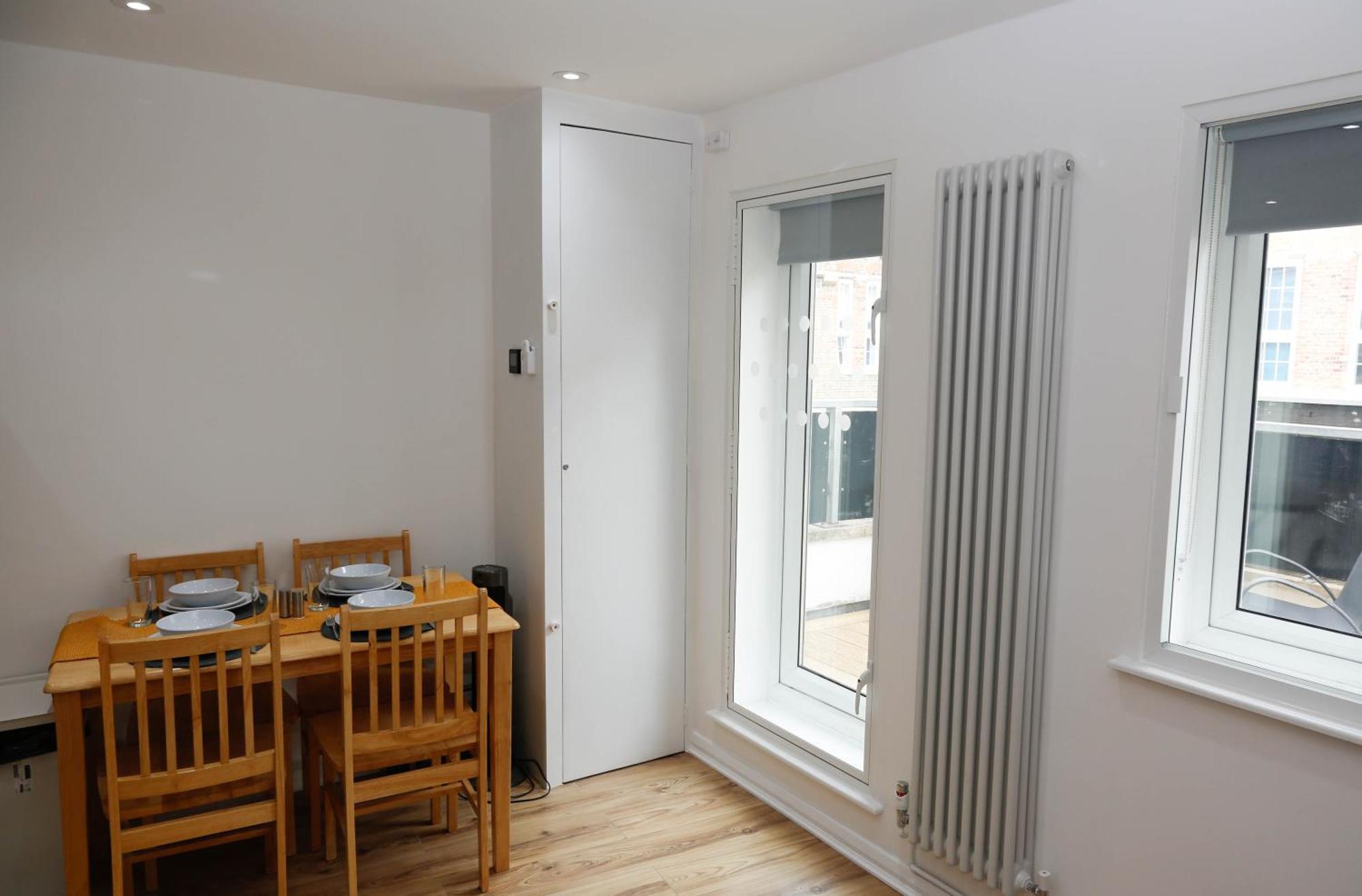 New Luxury Apartments In Central London Next To Shops, Cafes, Bars & Metro Екстер'єр фото