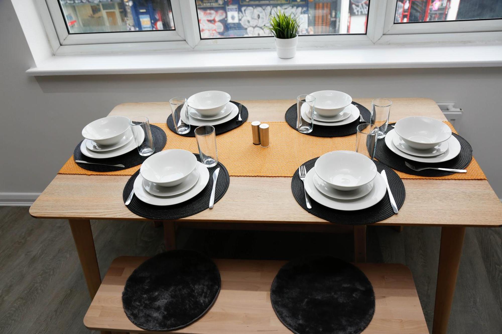 New Luxury Apartments In Central London Next To Shops, Cafes, Bars & Metro Екстер'єр фото