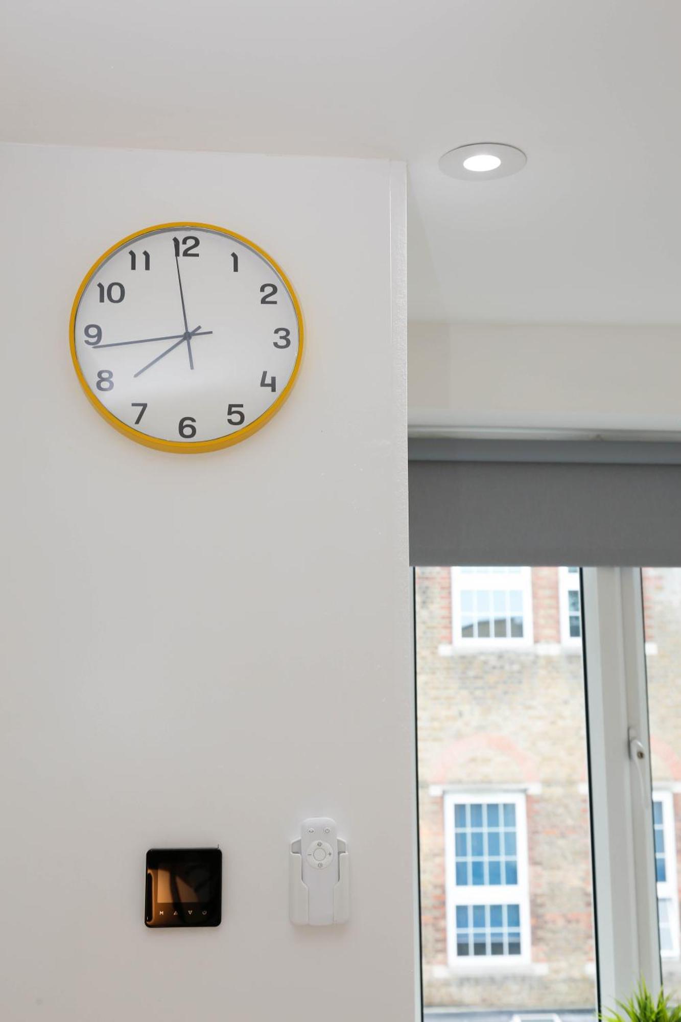 New Luxury Apartments In Central London Next To Shops, Cafes, Bars & Metro Екстер'єр фото